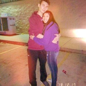 Meet your Posher, Mia